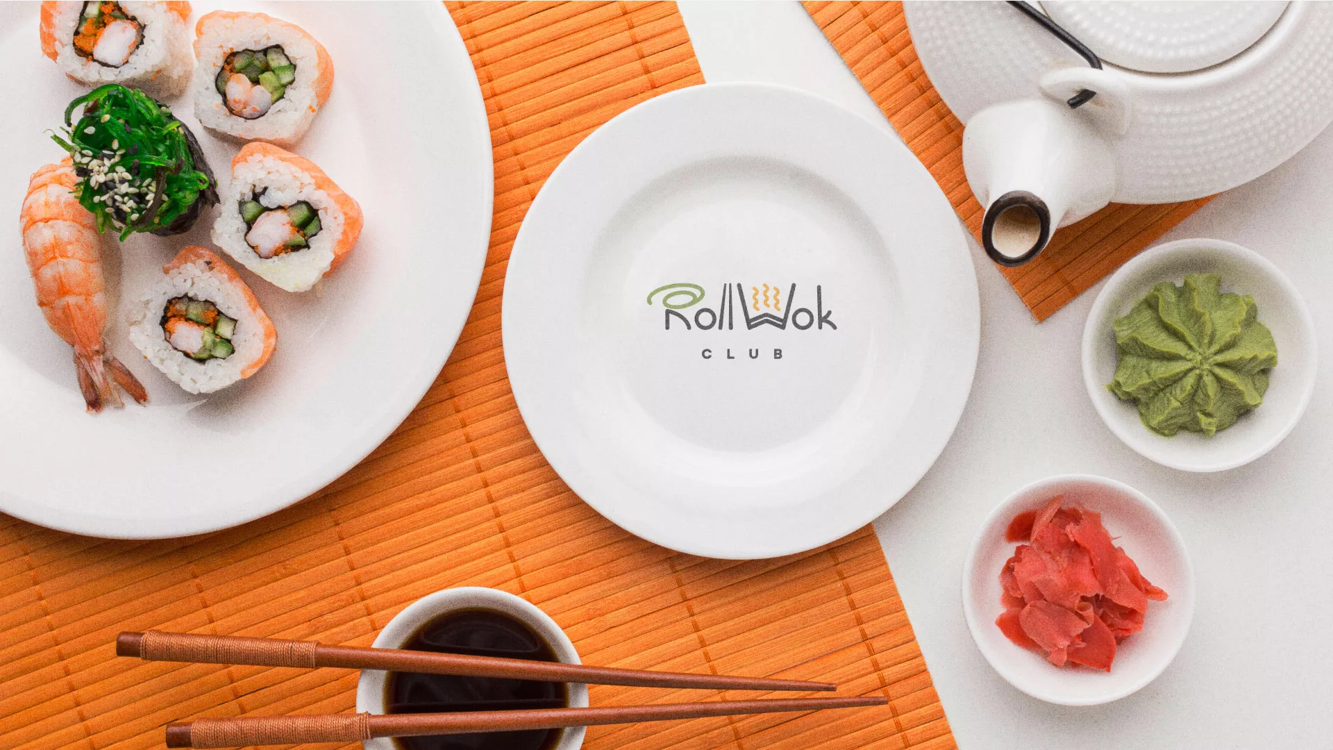 Разработка логотипа и фирменного стиля суши-бара «Roll Wok Club» в Шахтёрске
